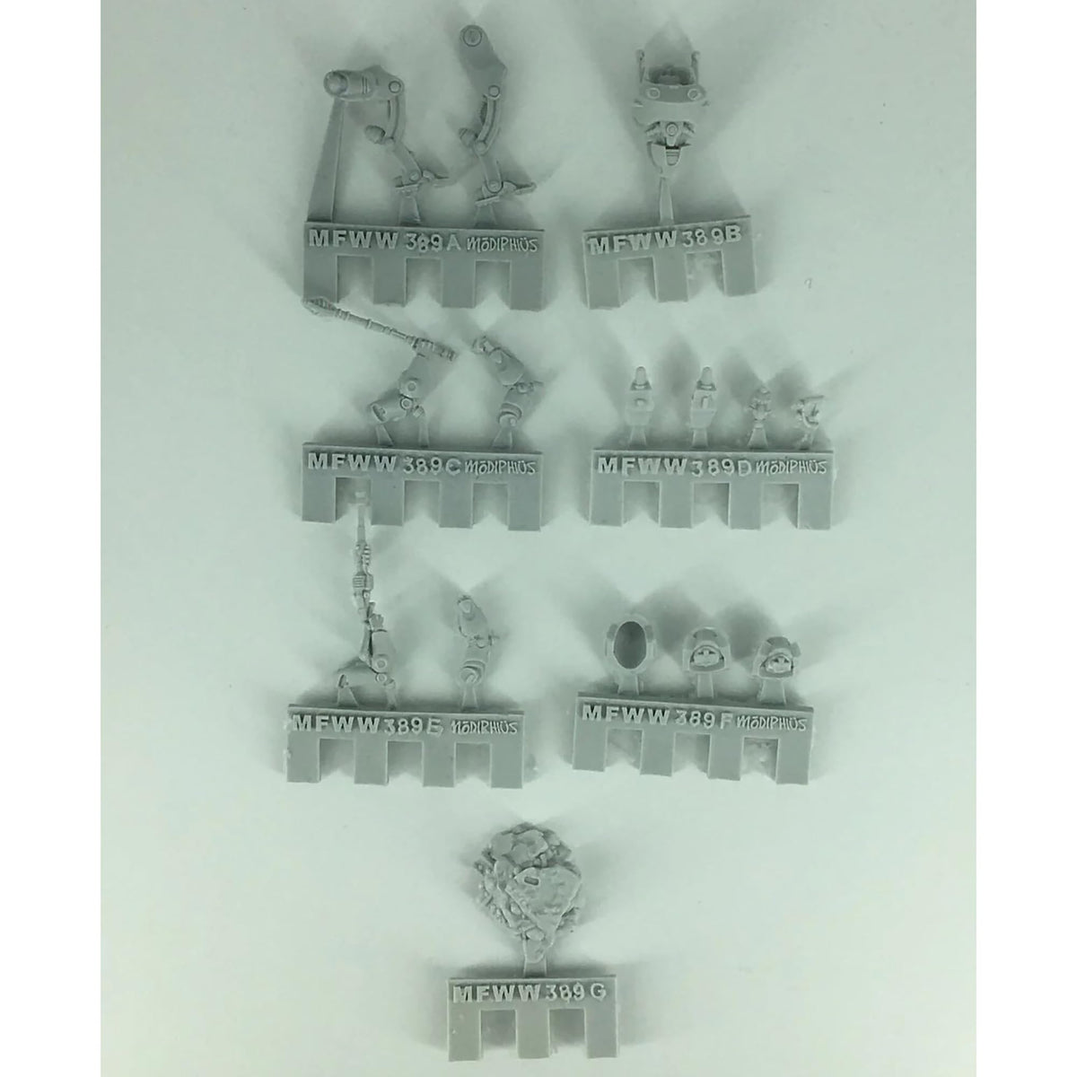 Modiphius Entertainment: Fallout: Miniatures - Zetans: Invaders from Beyond - 5 Resin Figures, Appalachia Wave, Unpainted & Unassembled, Licensed
