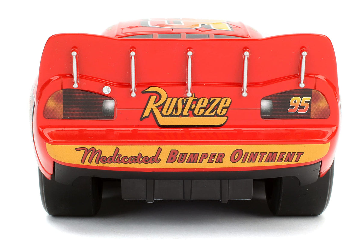 Disney Pixar Cars 3 1:24 Lightning McQueen Die-Cast Car with Tire Rack (99751)